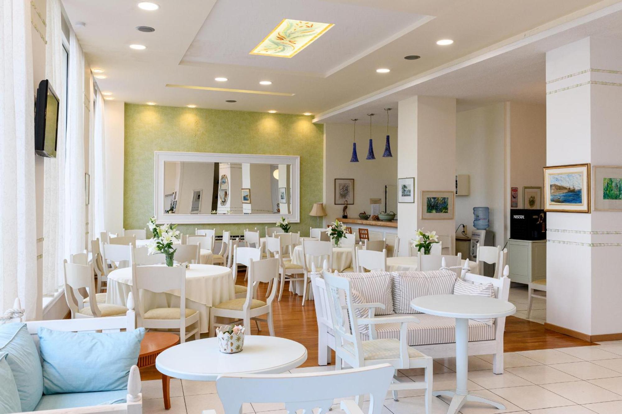 Hotel Timoleon 리메나스 외부 사진